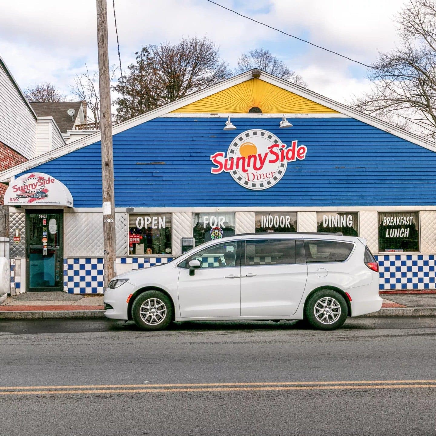 Storefront right angle